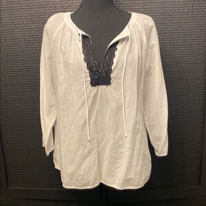 Larsen Gray Blouse V-Neck 3/4 Sleeve Tie Front Bib Collar Black White Size Large